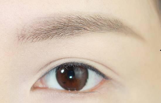 国产三色眉毛图片视频网,网图视频中的时尚风向标 第1张 国产三色眉毛图片视频网,网图视频中的时尚风向标 第1张