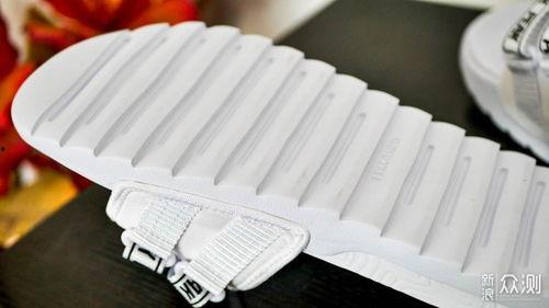 国产拖鞋测评视频,舒适度与性价比的完美结合